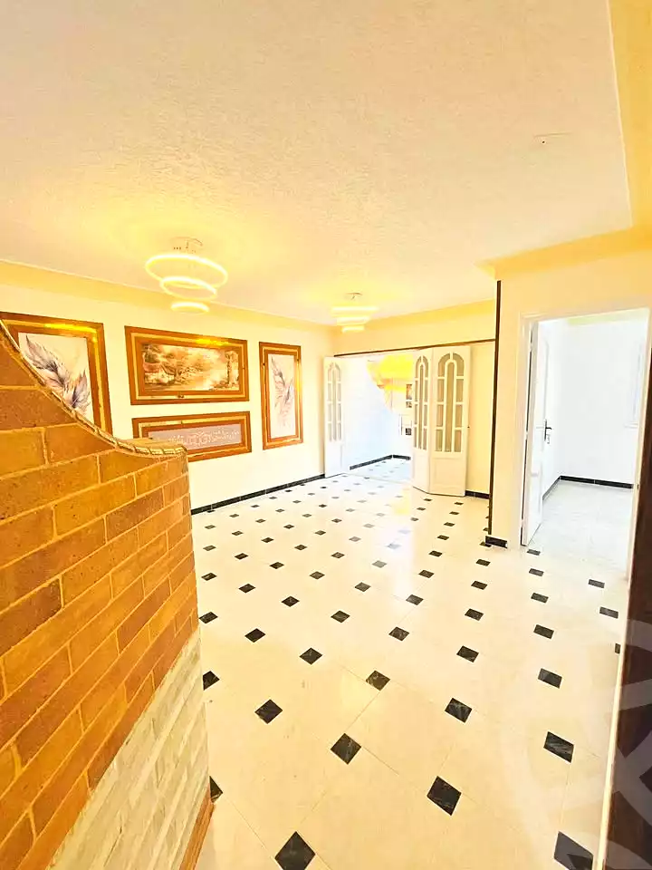 https://aqarmap.com.eg/ar/listing/7054355-for-sale-alexandria-al-agamy-shataa-el-nakheel