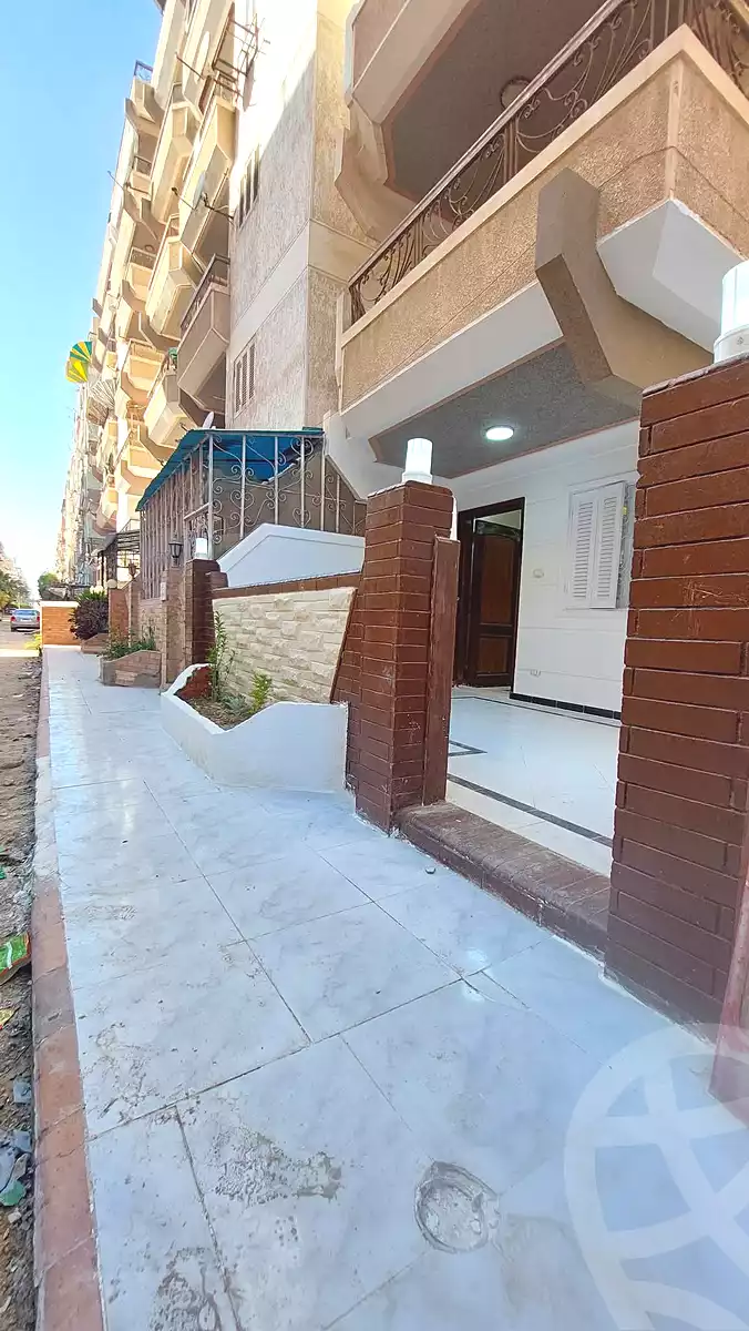 https://aqarmap.com.eg/ar/listing/7054462-for-sale-alexandria-al-agamy
