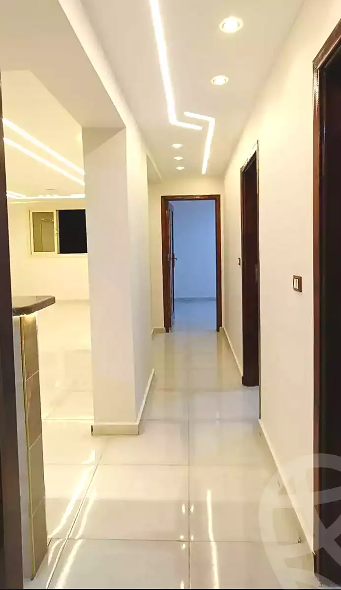 https://aqarmap.com.eg/en/listing/7054568-for-sale-cairo-helwan-hadayek-helwan-nile-corniche-st
