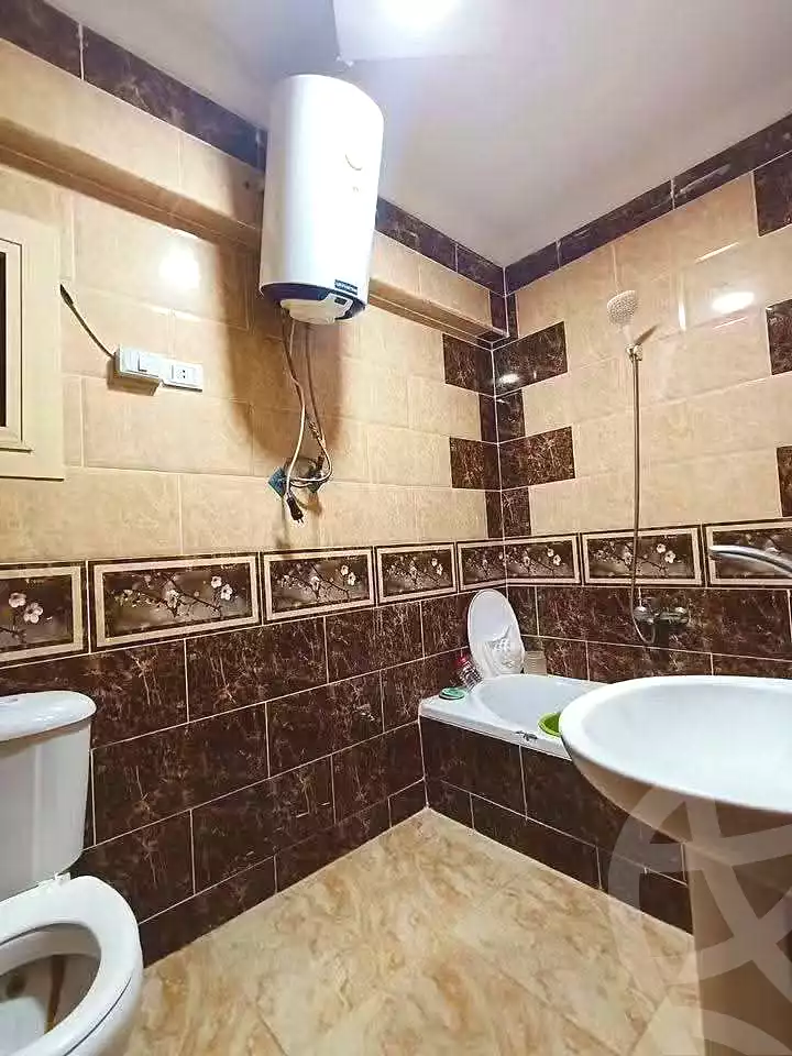 https://aqarmap.com.eg/ar/listing/7054603-for-sale-alexandria-al-agamy-lbytsh-bianchiii