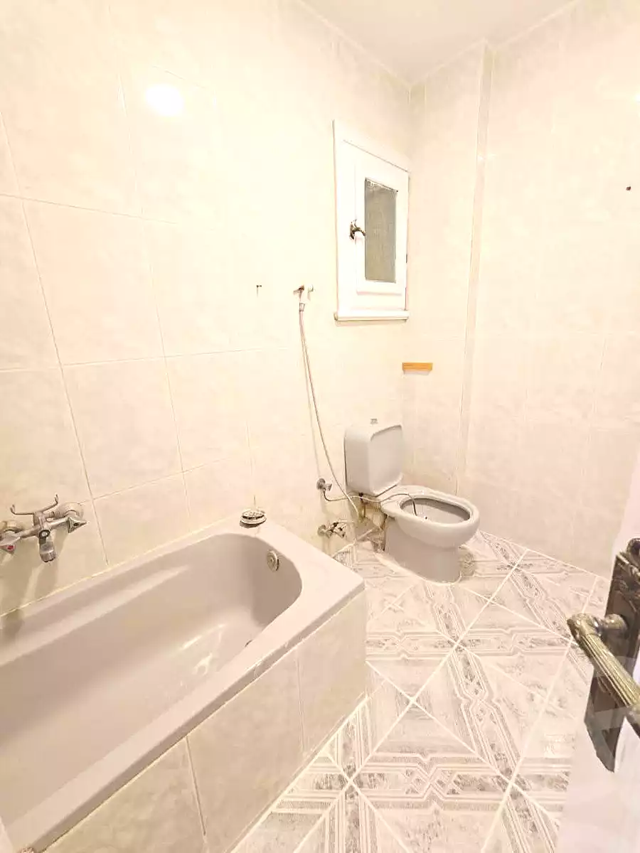 https://aqarmap.com.eg/ar/listing/7054615-for-sale-alexandria-al-agamy