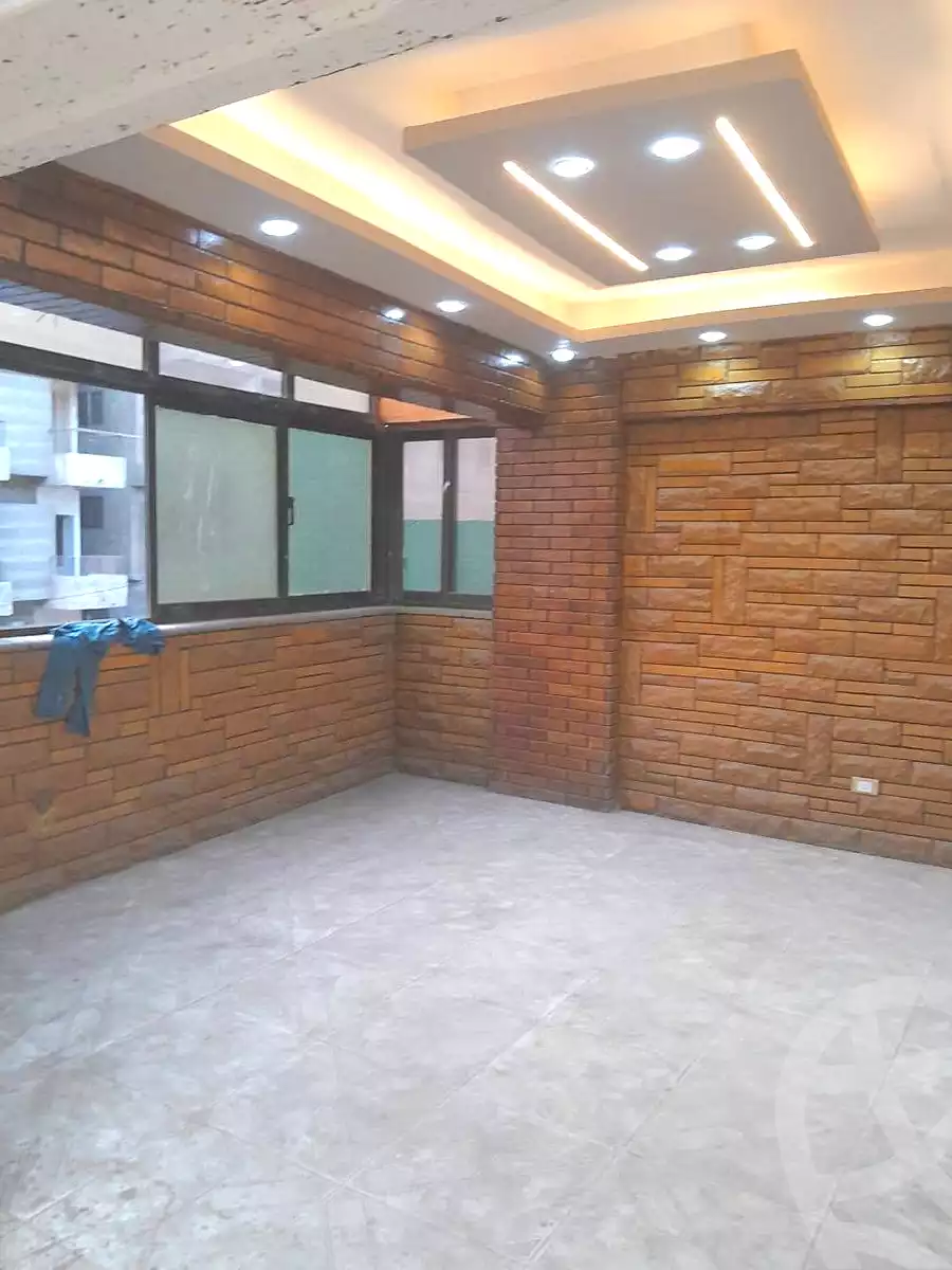 https://aqarmap.com.eg/ar/listing/7054971-for-sale-alexandria-al-agamy-el-hanouvel-abo-el-shawareb-st