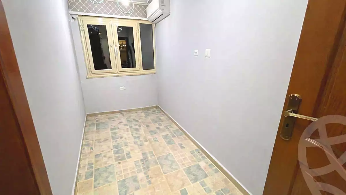 https://aqarmap.com.eg/ar/listing/7055072-for-sale-alexandria-moharram-bey