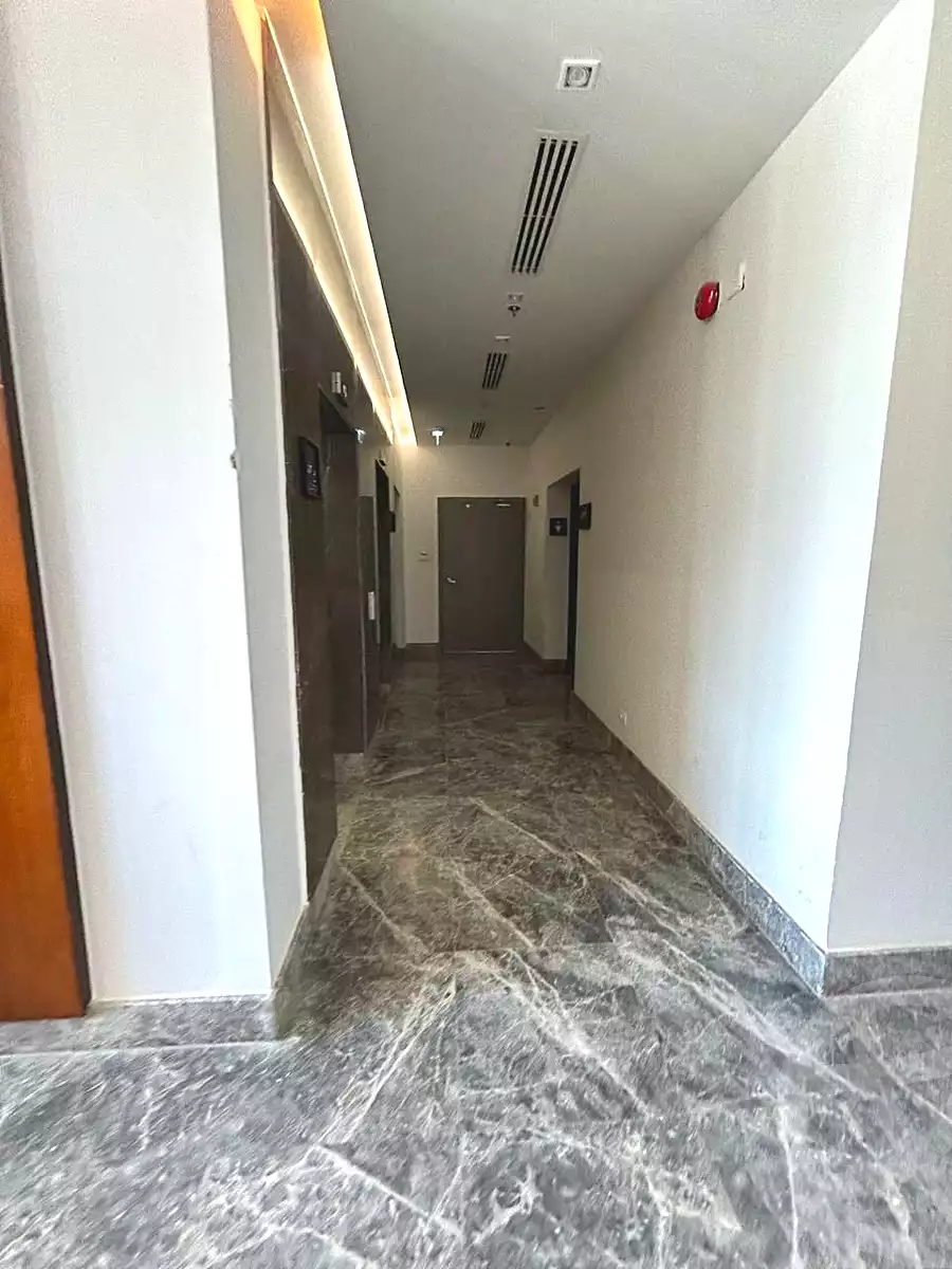 https://aqarmap.com.eg/ar/listing/7055527-for-sale-cairo-new-cairo-compounds-district-5-the-plateau-district-5