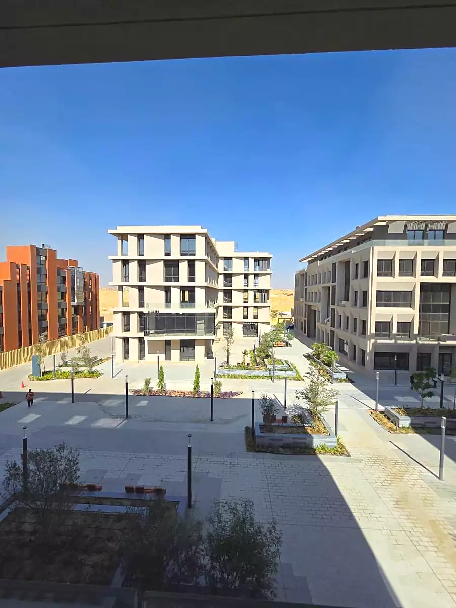 https://aqarmap.com.eg/ar/listing/7055553-for-sale-cairo-new-cairo-compounds-district-5-the-plateau-district-5