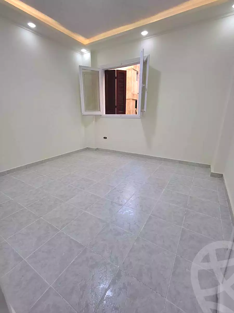 https://aqarmap.com.eg/ar/listing/7055620-for-sale-alexandria-al-agamy-shataa-el-nakheel