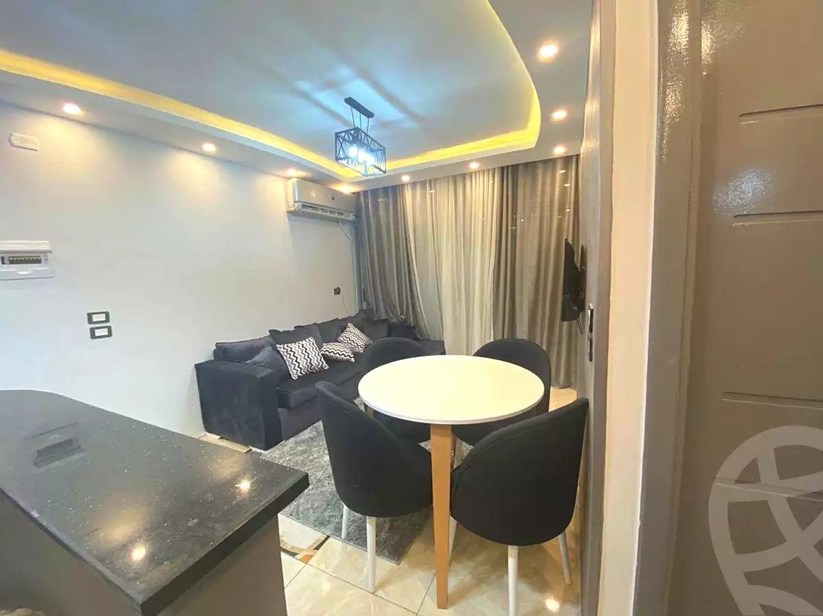 https://aqarmap.com.eg/ar/listing/7055936-for-rent-cairo-helwan-el-shareaa-el-sharby-st
