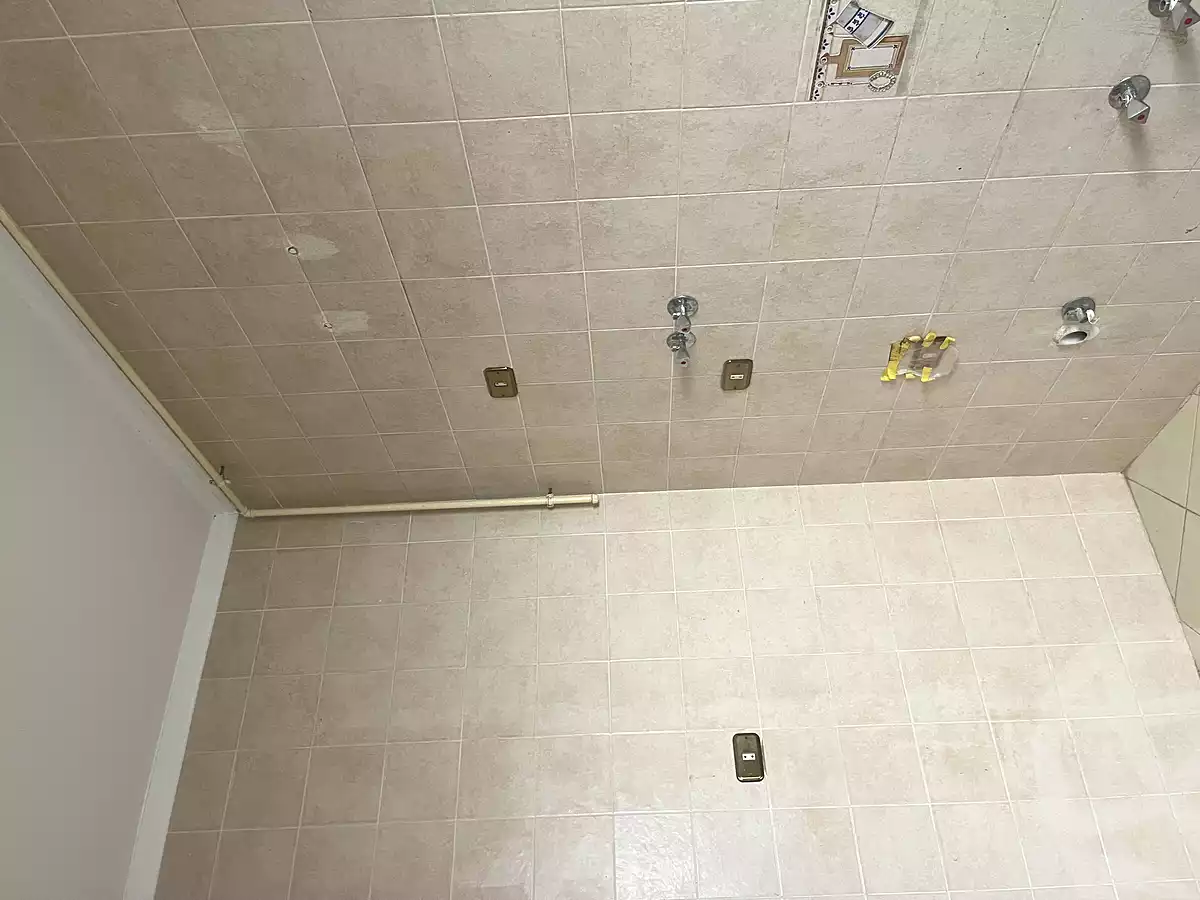 https://aqarmap.com.eg/ar/listing/7055909-for-sale-cairo-new-cairo-ganob-el-akadamiya-south-academy-b-taha-hussein-st