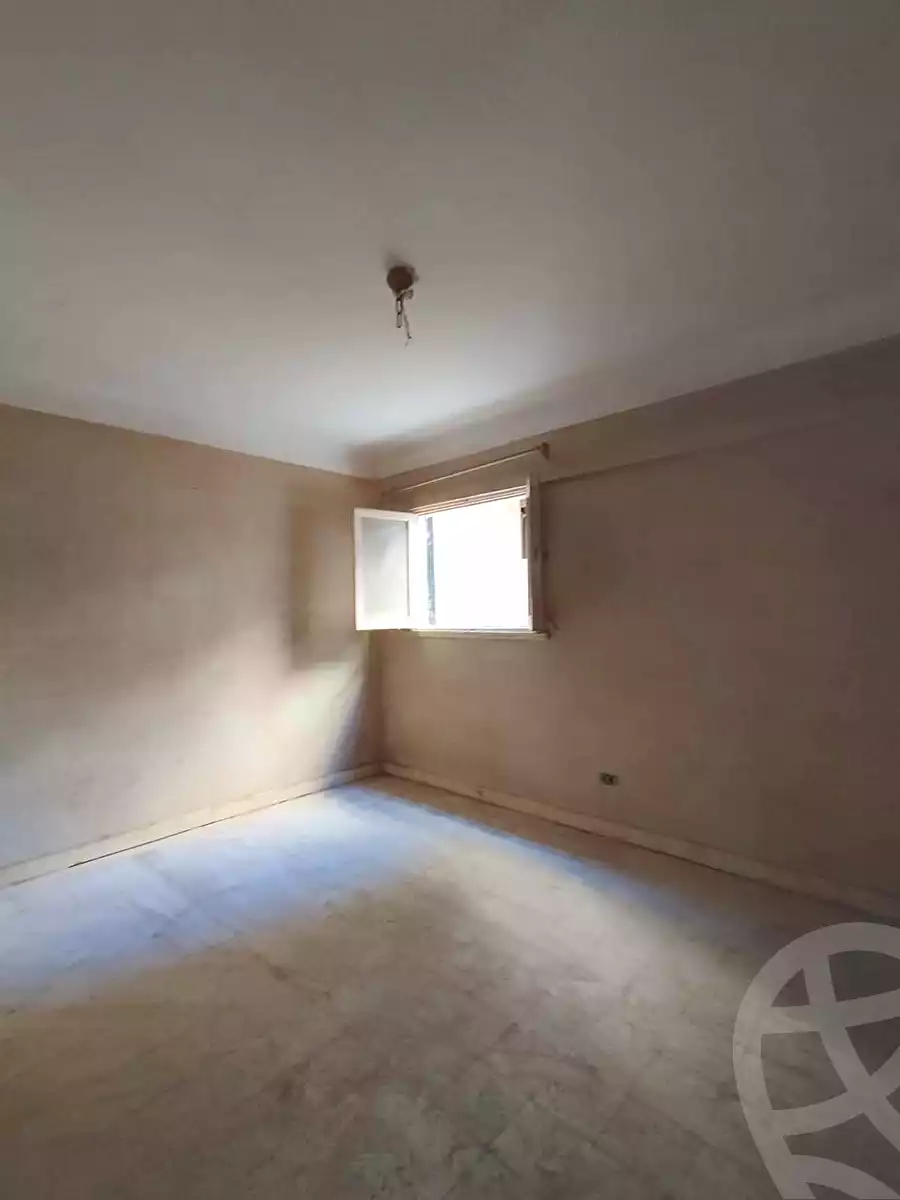 https://aqarmap.com.eg/en/listing/7056100-for-sale-alexandria-al-agamy-lbytsh-el-hay-st