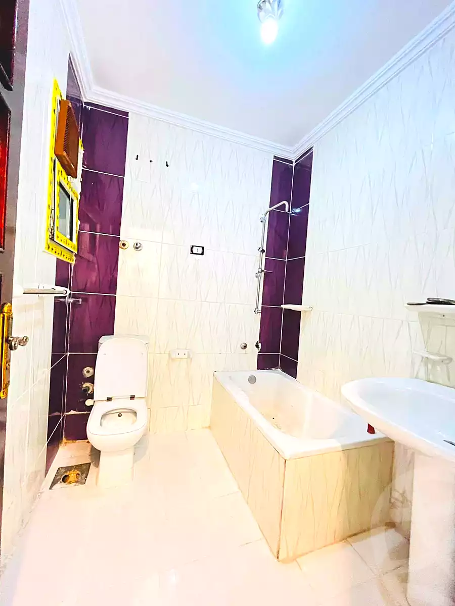 https://aqarmap.com.eg/en/listing/7056186-for-sale-alexandria-al-agamy-shataa-el-nakheel