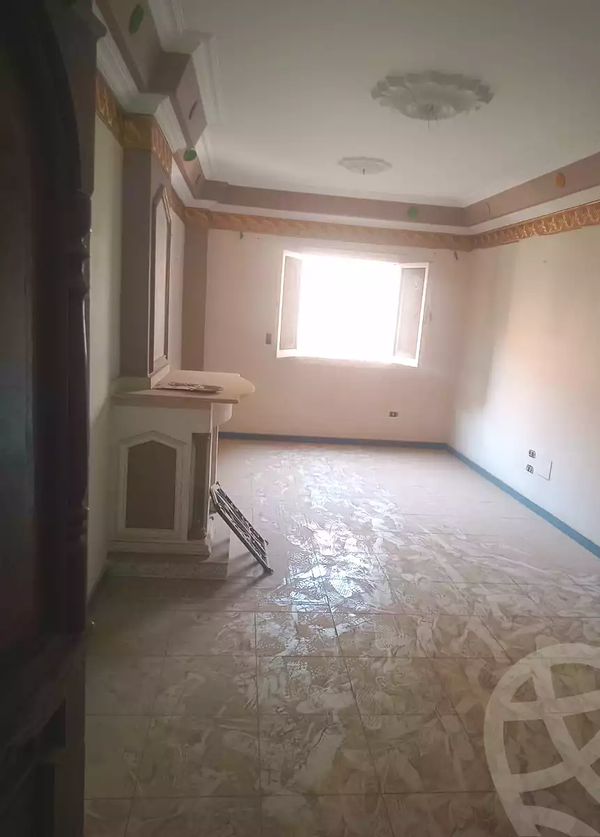 https://aqarmap.com.eg/ar/listing/7056289-for-sale-qalyubia-el-khsos-izbat-el-nakhl-el-farid-st