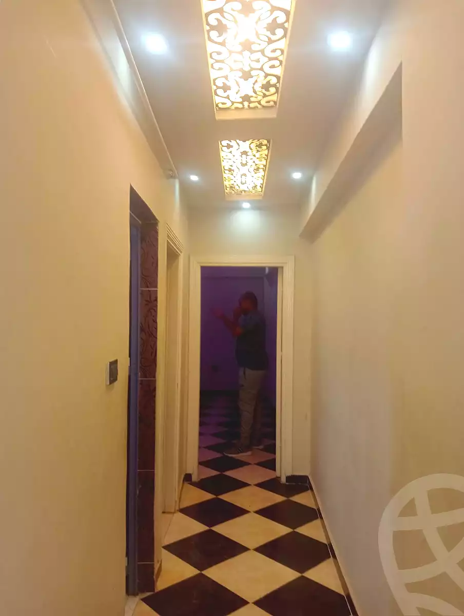 https://aqarmap.com.eg/ar/listing/7056511-for-rent-alexandria-al-agamy-bw-ywsf