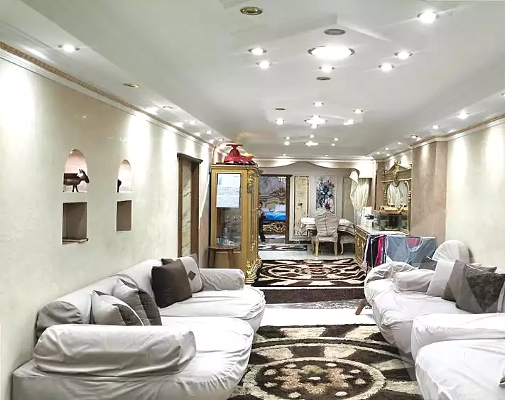 https://aqarmap.com.eg/ar/listing/7056523-for-sale-cairo-helwan-helwan-el-sharkeya-mostafa-safwat-st