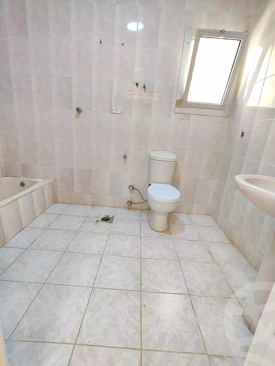 https://aqarmap.com.eg/en/listing/7056530-for-sale-alexandria-al-agamy-shataa-el-nakheel