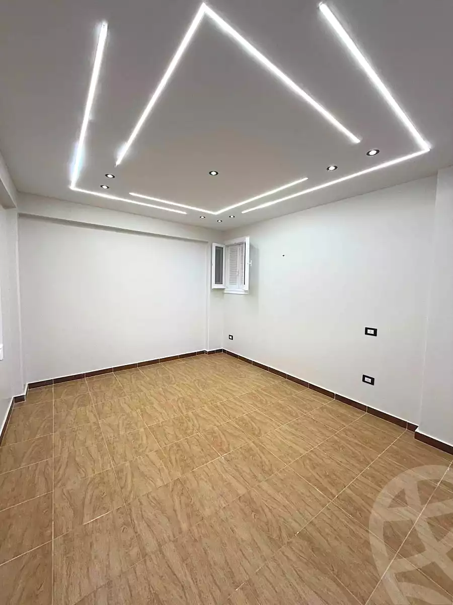 https://aqarmap.com.eg/en/listing/7056740-for-sale-alexandria-el-asafra-l-sfr-bhry