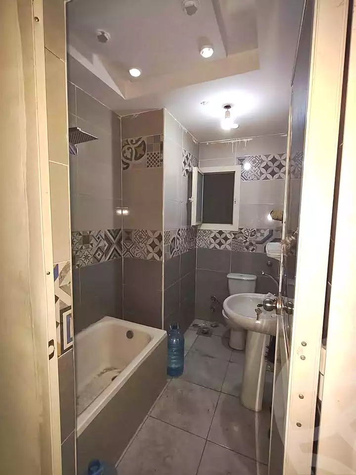 https://aqarmap.com.eg/en/listing/7056805-for-sale-alexandria-lsywf-el-falki-street-16-el-eslah