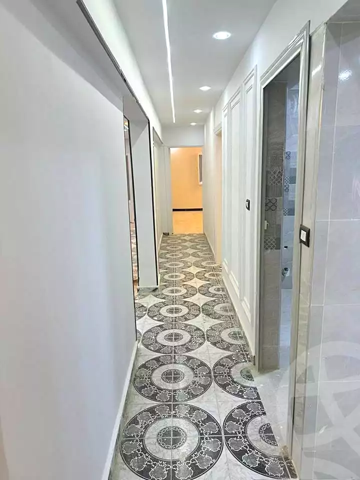 https://aqarmap.com.eg/ar/listing/7056827-for-sale-alexandria-al-agamy-el-hanouvel