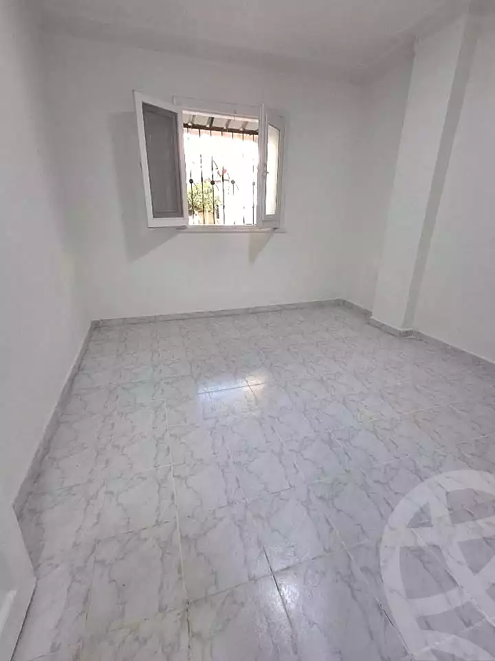 https://aqarmap.com.eg/en/listing/7056899-for-sale-alexandria-al-agamy
