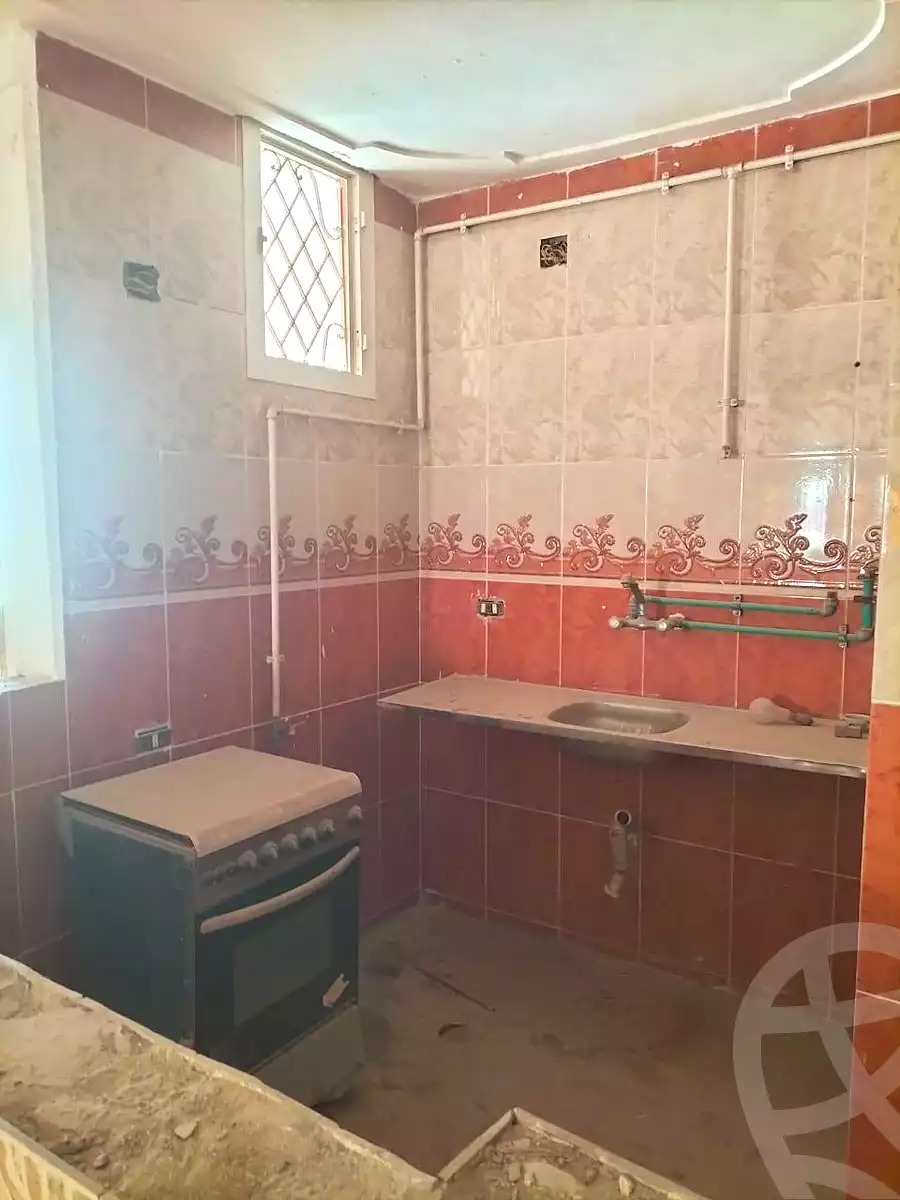 https://aqarmap.com.eg/ar/listing/7057372-for-sale-alexandria-al-agamy-el-hanouvel-al-haded-we-al-soulb-st