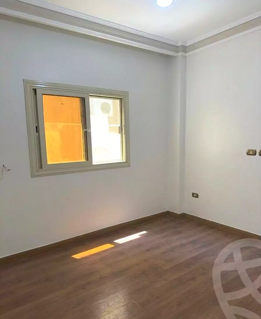 https://aqarmap.com.eg/ar/listing/7057402-for-sale-cairo-new-cairo-el-ahyaa-fourth-neighborhood-street-28