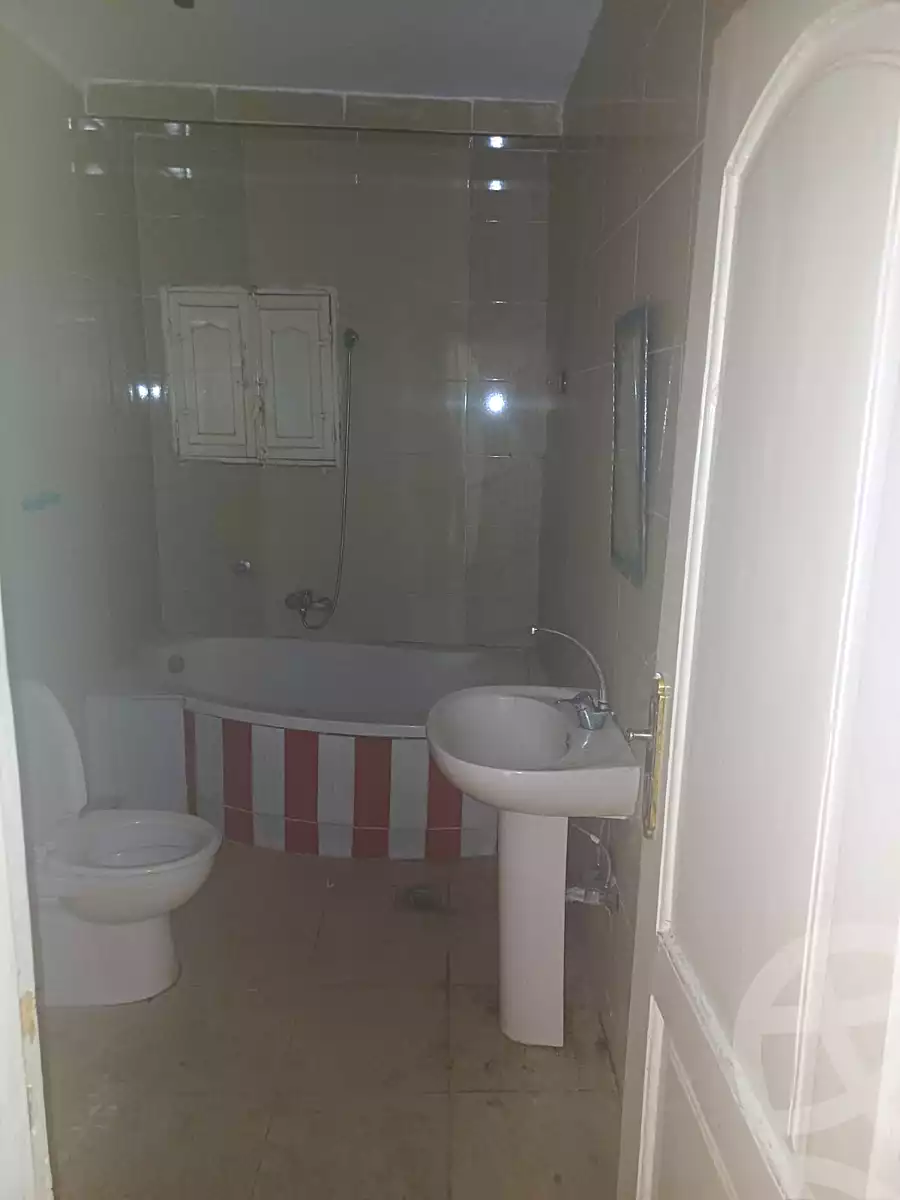 https://aqarmap.com.eg/ar/listing/7057413-for-sale-cairo-nasr-city-el-amal-city-ezbet-el-haganah-el-warshah-st