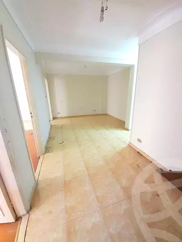 https://aqarmap.com.eg/ar/listing/7057519-for-sale-alexandria-al-agamy-el-hanouvel