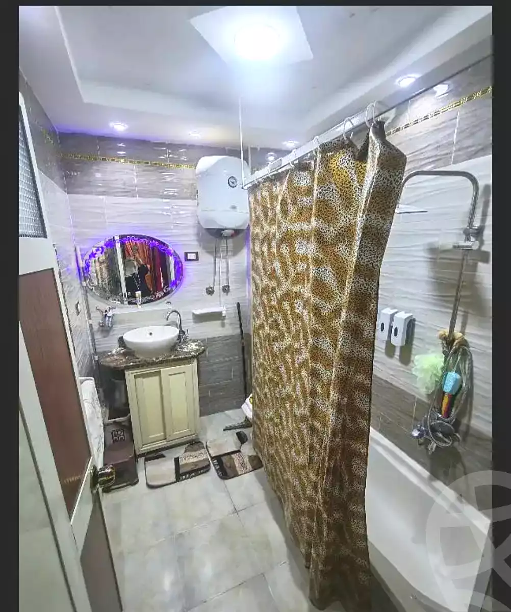 https://aqarmap.com.eg/ar/listing/7057709-for-sale-alexandria-al-agamy-el-hanouvel