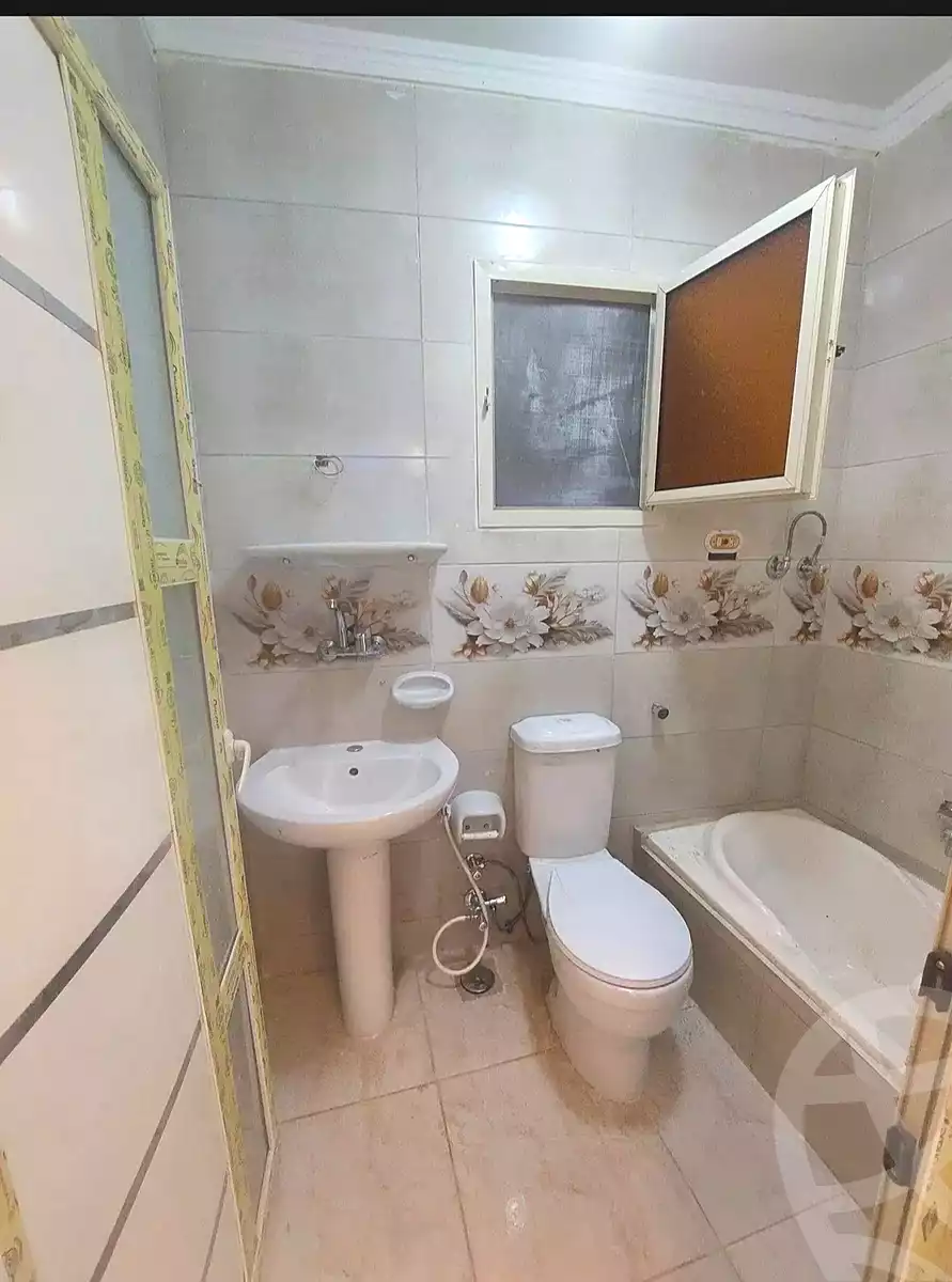 https://aqarmap.com.eg/ar/listing/7057785-for-sale-alexandria-miami-mahmoud-el-isawy-st