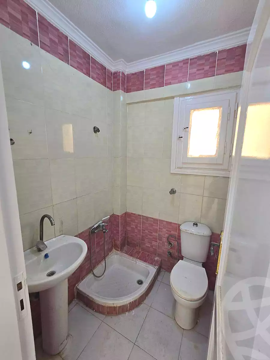 https://aqarmap.com.eg/en/listing/7057832-for-sale-alexandria-al-agamy-shataa-el-nakheel