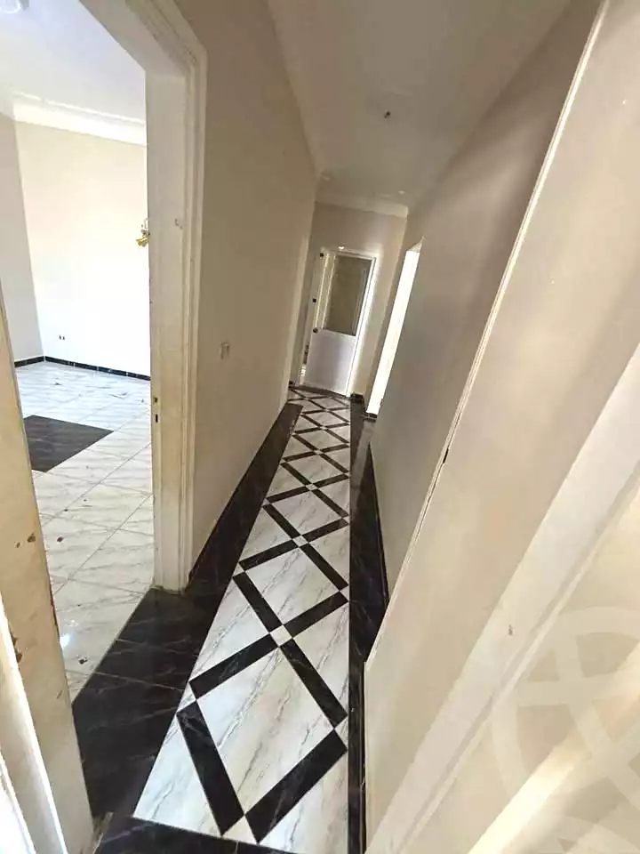 https://aqarmap.com.eg/ar/listing/7058051-for-rent-alexandria-al-agamy-lbytsh