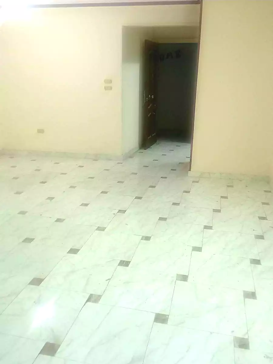 https://aqarmap.com.eg/ar/listing/7058060-for-sale-cairo-ain-shams-ain-shams-el-sharkia