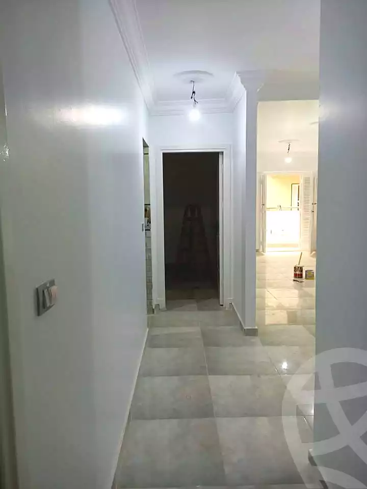 https://aqarmap.com.eg/en/listing/7058104-for-sale-alexandria-al-agamy-bw-ywsf-hosni-mubarak-st