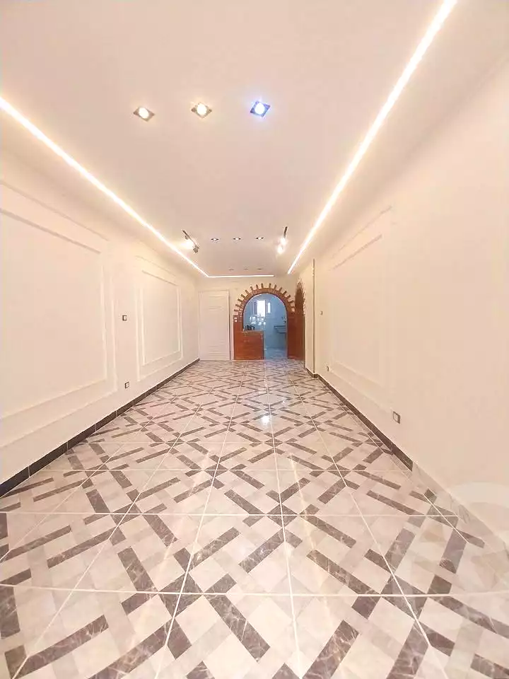 https://aqarmap.com.eg/ar/listing/7058108-for-sale-alexandria-al-agamy-shataa-el-nakheel