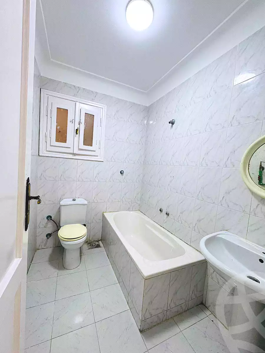 https://aqarmap.com.eg/ar/listing/7058352-for-sale-alexandria-al-agamy-shataa-el-nakheel