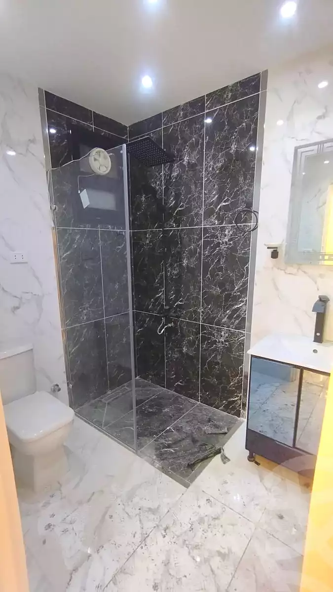 https://aqarmap.com.eg/ar/listing/7058372-for-rent-alexandria-miami