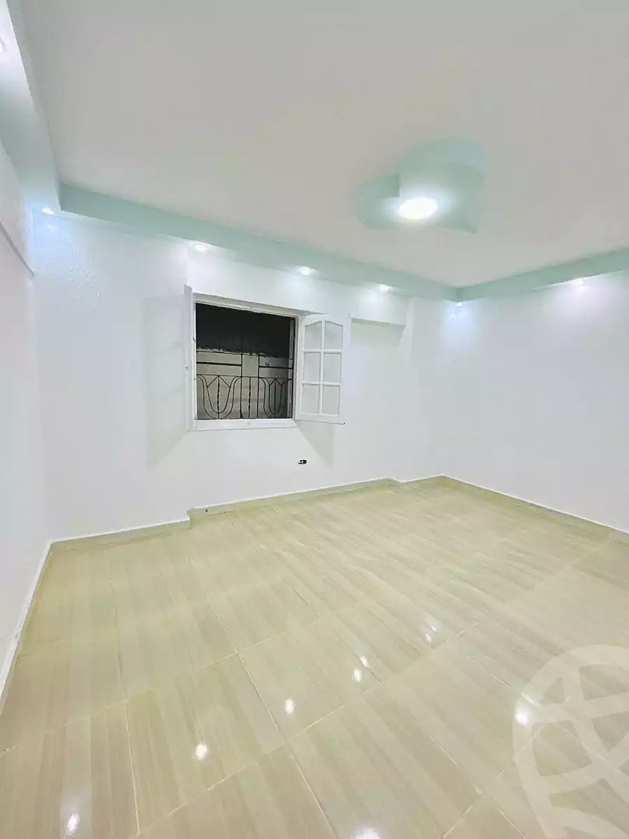 https://aqarmap.com.eg/ar/listing/7058412-for-sale-alexandria-al-agamy-shataa-el-nakheel