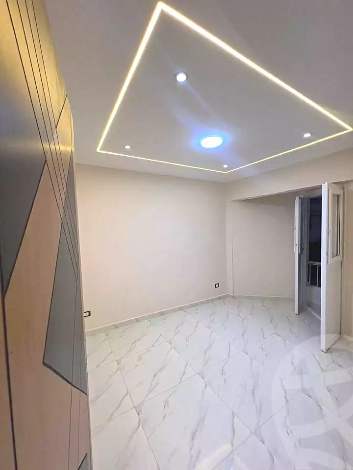 https://aqarmap.com.eg/en/listing/7058457-for-sale-alexandria-sydy-bshr-sydy-bshr-bhry-shr-khld-bn-lwlyd