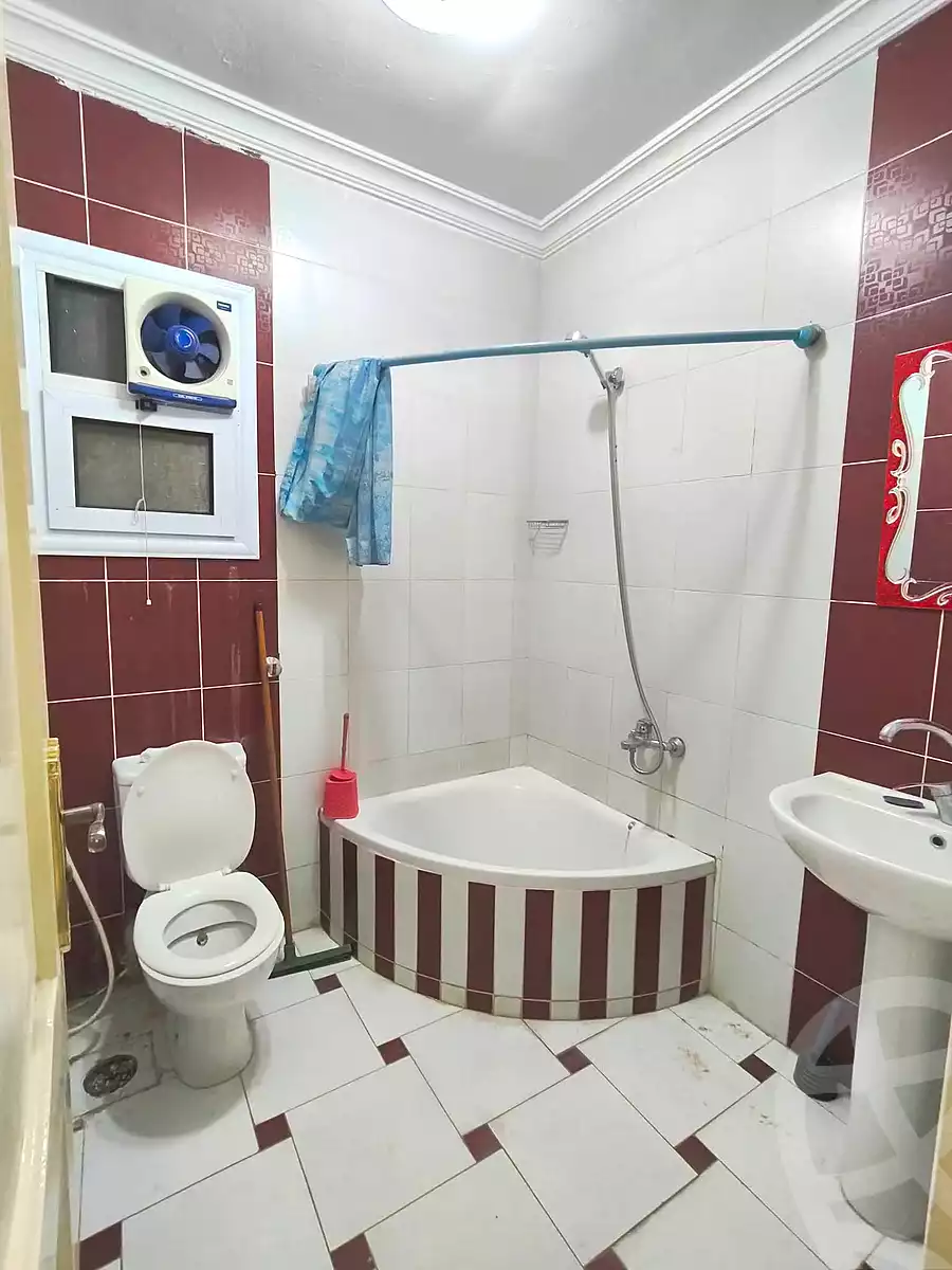 https://aqarmap.com.eg/ar/listing/7058479-for-sale-alexandria-miami-khld-bn-lwlyd
