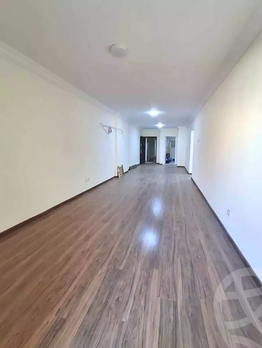 https://aqarmap.com.eg/ar/listing/7058503-for-sale-alexandria-lsywf-city-light-compound
