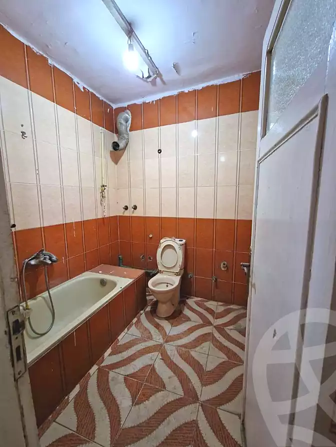 https://aqarmap.com.eg/ar/listing/7058590-for-sale-cairo-ain-shams-ain-shams-el-sharkia-gergis-hanna-st