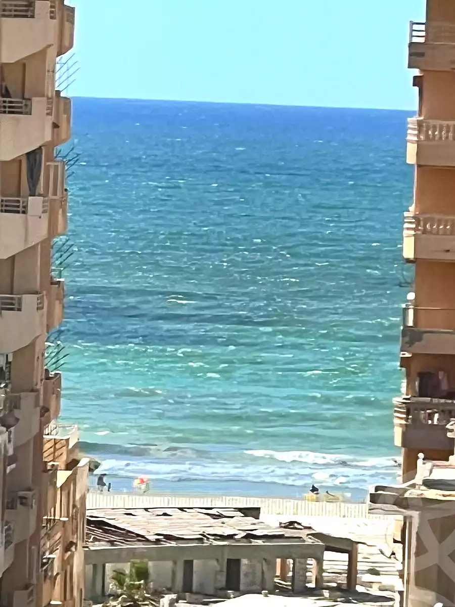https://aqarmap.com.eg/ar/listing/7058683-for-sale-alexandria-al-agamy-shataa-el-nakheel