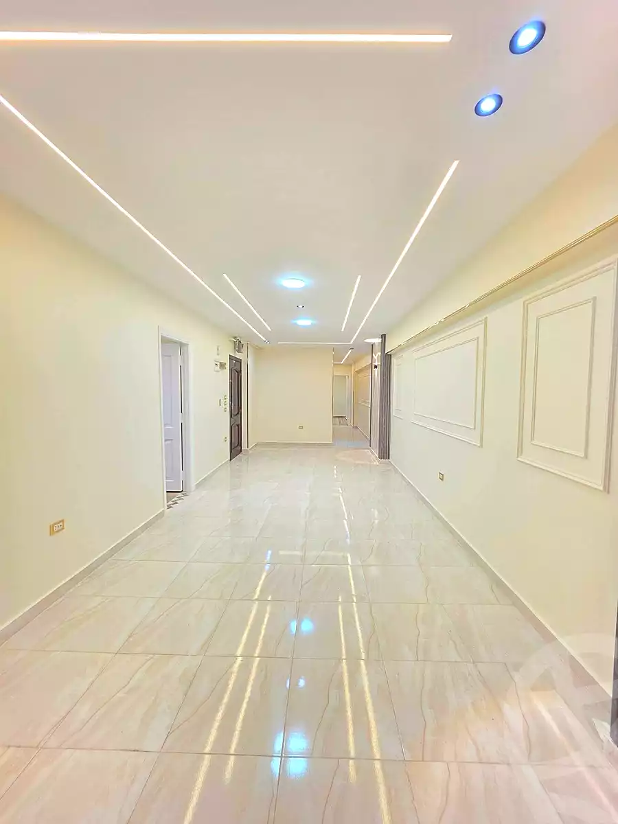 https://aqarmap.com.eg/ar/listing/7058723-for-sale-alexandria-miami-khld-bn-lwlyd