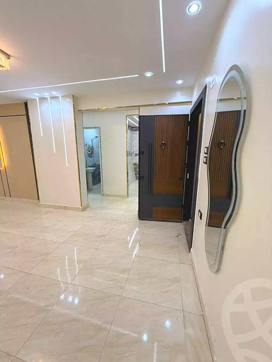https://aqarmap.com.eg/ar/listing/7058791-for-sale-cairo-elnozha-Streettt-27