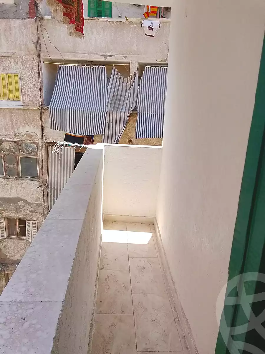 https://aqarmap.com.eg/ar/listing/7059066-for-sale-alexandria-el-asafra-l-sfr-qbly-street-30