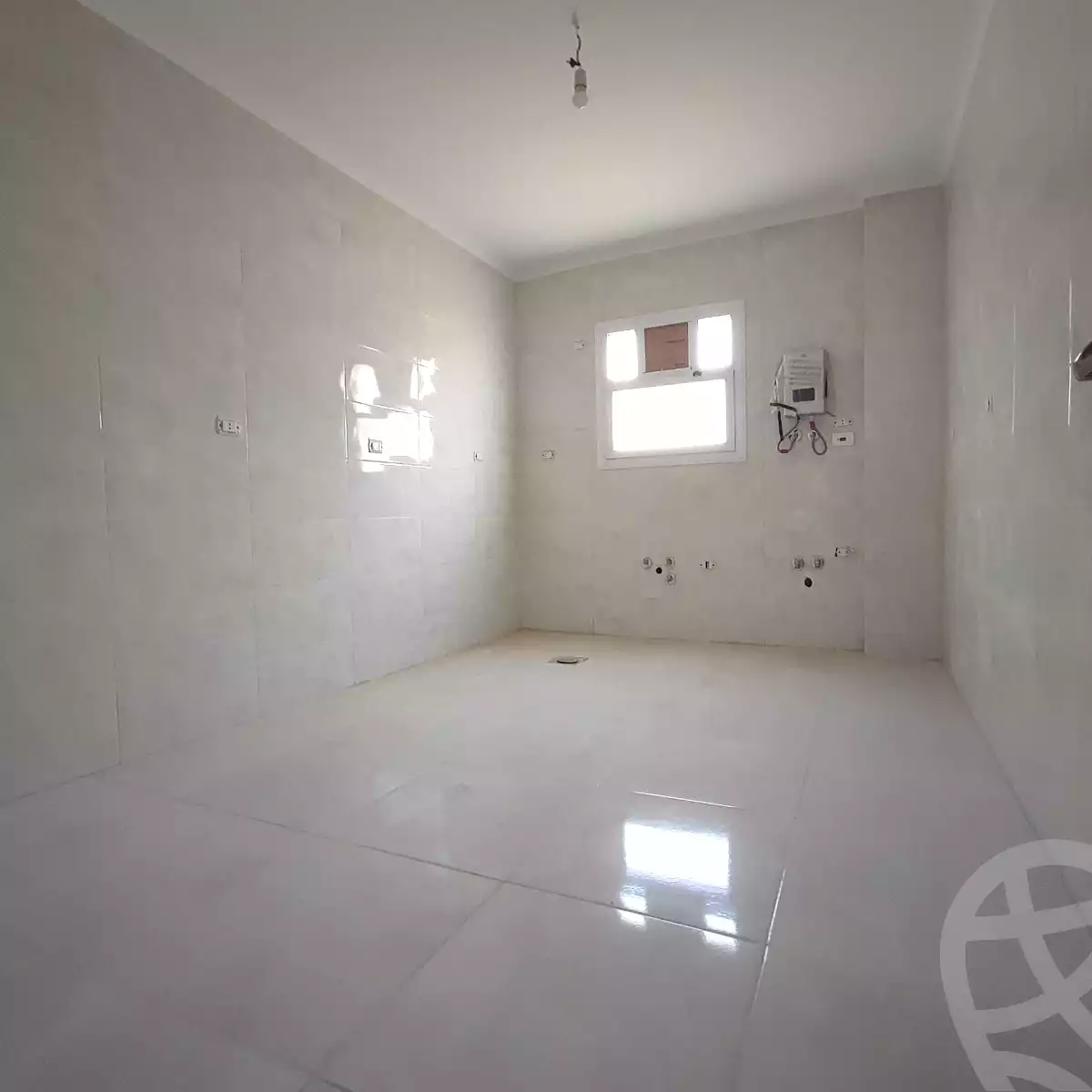 https://aqarmap.com.eg/en/listing/7059412-for-rent-cairo-new-cairo-ganob-el-akadamiya-south-academy-b-taha-hussein-st