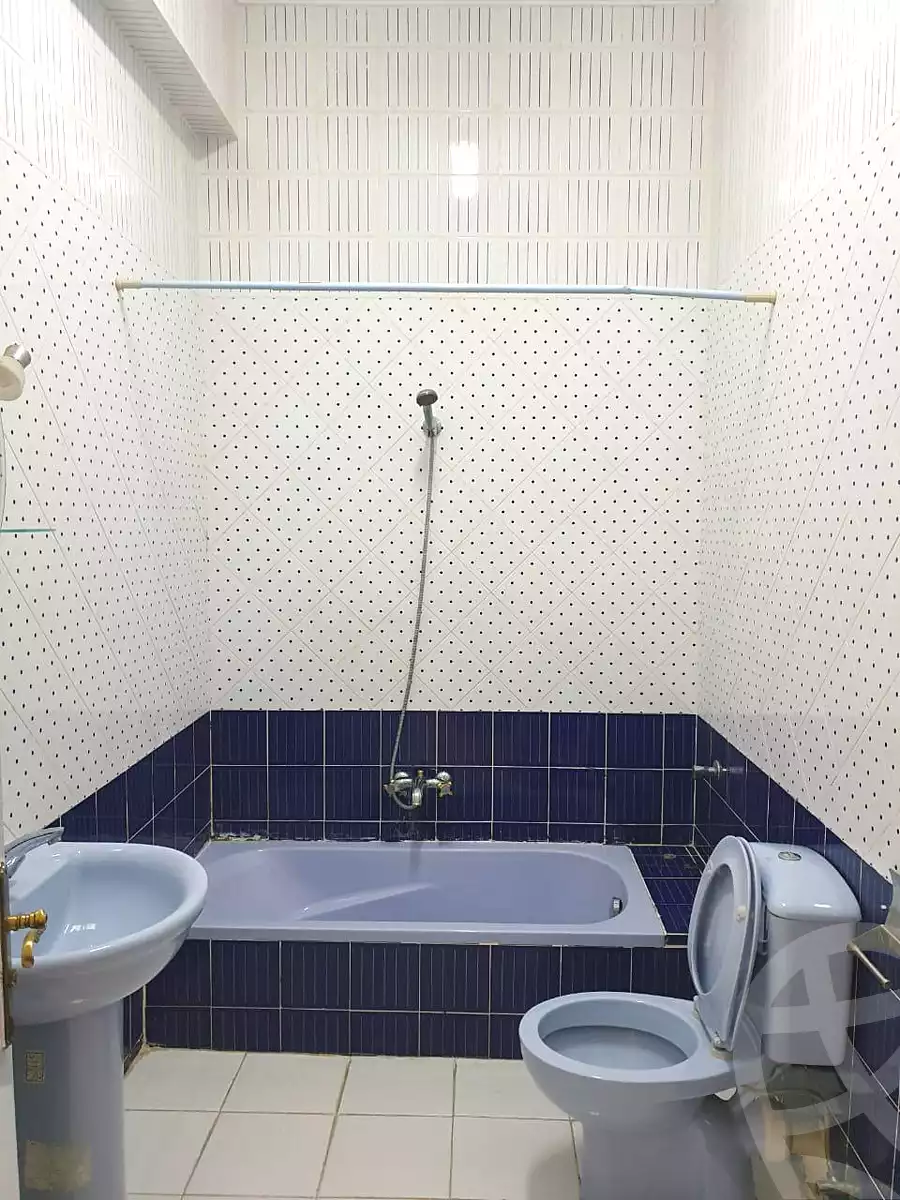 https://aqarmap.com.eg/ar/listing/7059449-for-rent-cairo-new-cairo-ganob-el-akadamiya-south-academy-b-medhat-el-kholy-st