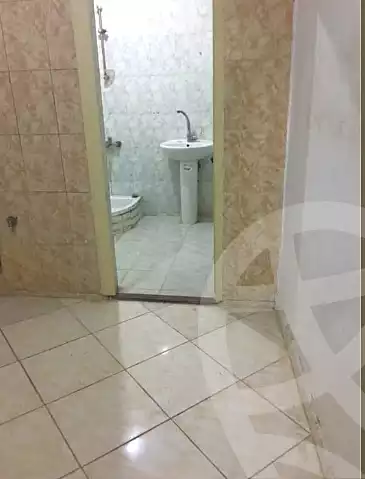 https://aqarmap.com.eg/ar/listing/7059462-for-rent-alexandria-al-agamy-lbytsh