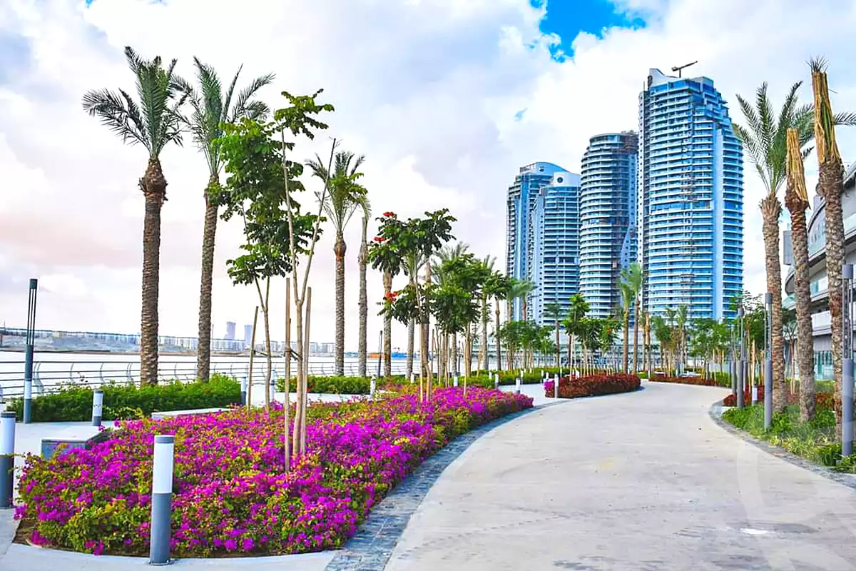https://aqarmap.com.eg/ar/listing/7059505-for-sale-north-coast-new-alamein-mntj-t-l-lmyn-ljdyd-north-edge-towers