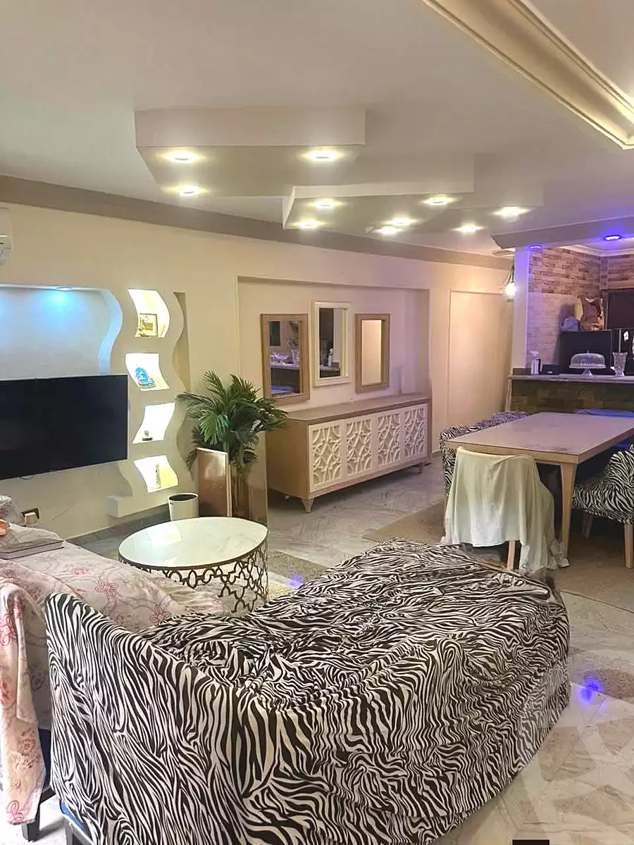 https://aqarmap.com.eg/ar/listing/7059553-for-sale-cairo-el-maadi-compounds-grand-gate
