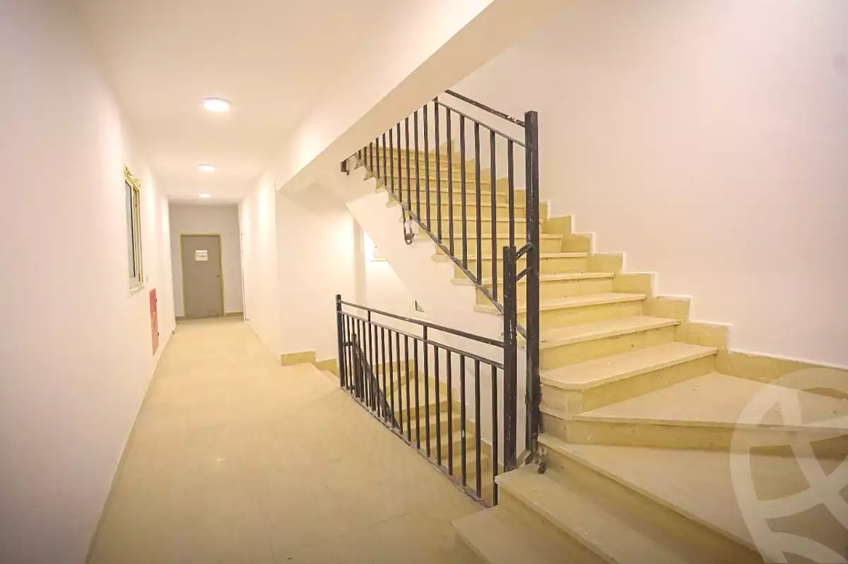 https://aqarmap.com.eg/en/listing/7059641-for-sale-cairo-new-administrative-capital-r8-tj-msr